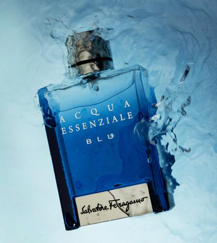 Acqua Essenziale Blu, una loción fresca e intensa.