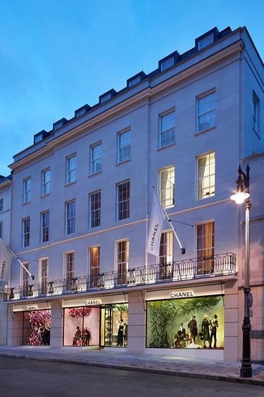 Chanel 1 - CHANEL celebró la inauguración de la boutique en New Bond Street